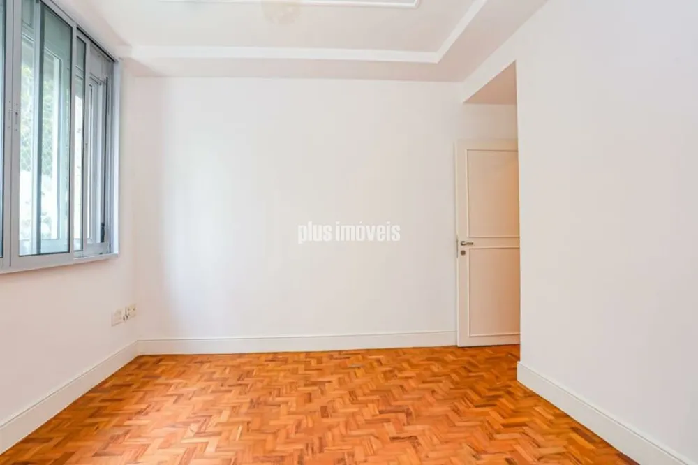 Apartamento, 3 quartos, 240 m² - Foto 1