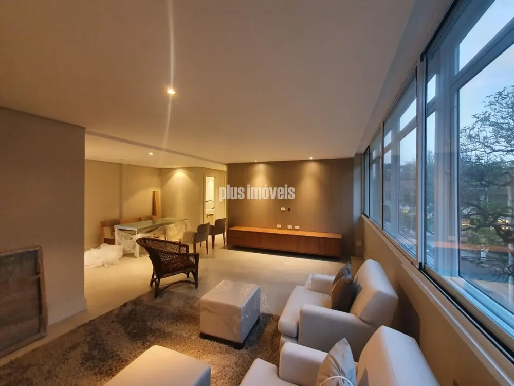Apartamento, 3 quartos, 133 m² - Foto 2