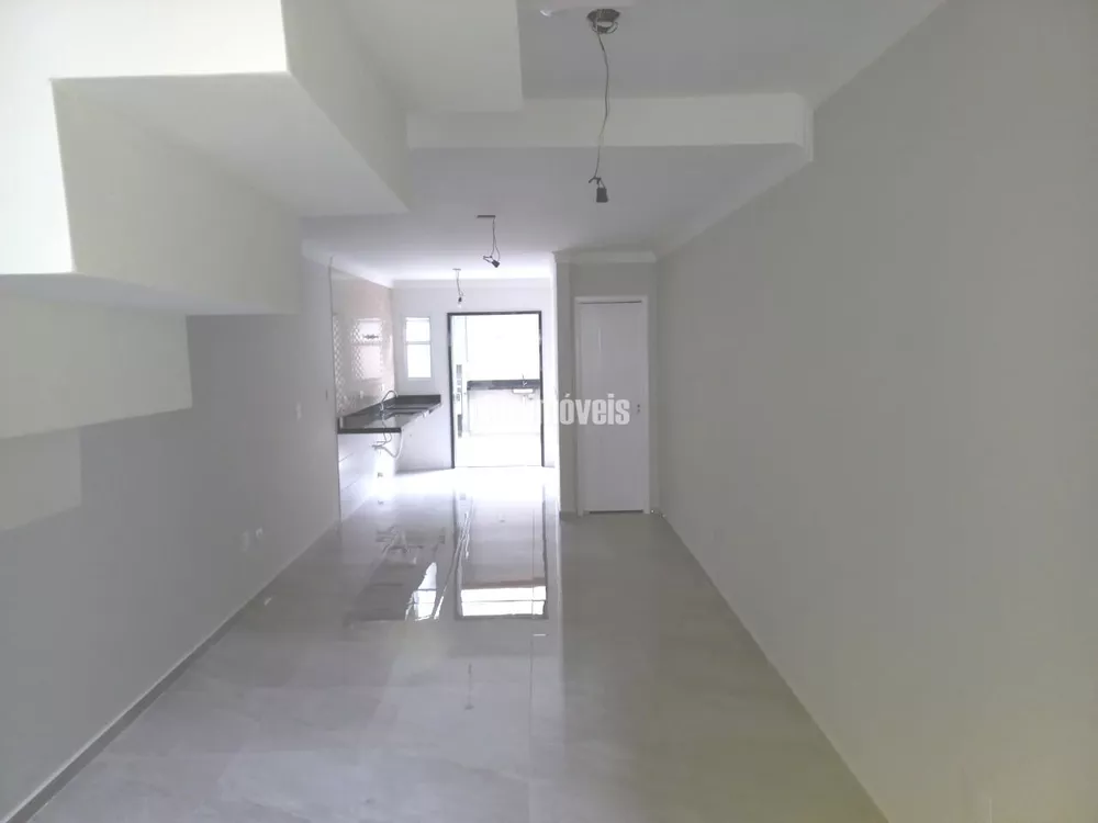 Casa à venda com 3 quartos, 110m² - Foto 2