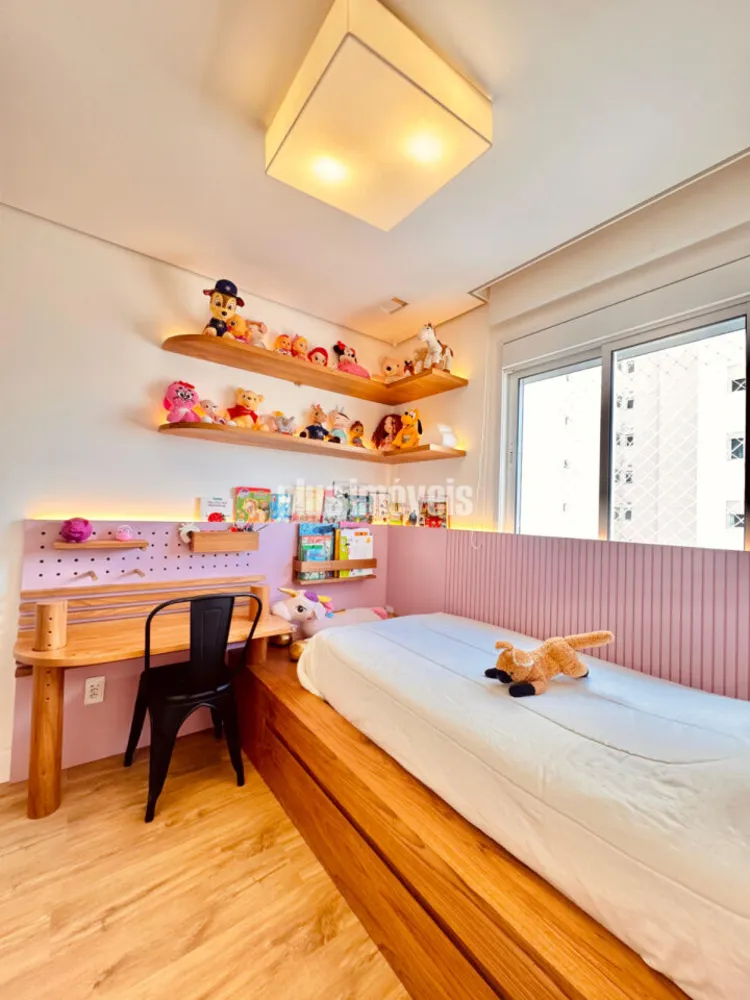 Apartamento, 3 quartos, 130 m² - Foto 2