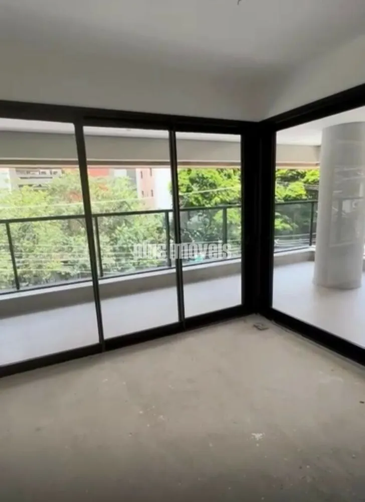 Apartamento, 3 quartos, 153 m² - Foto 2