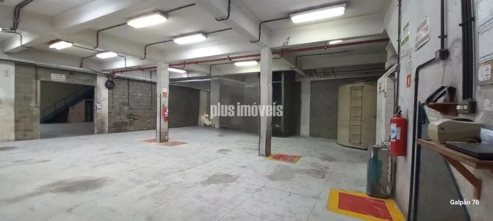 Depósito-Galpão, 558 m² - Foto 1