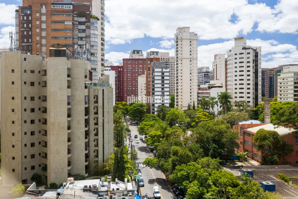 Apartamento, 3 quartos, 270 m² - Foto 2