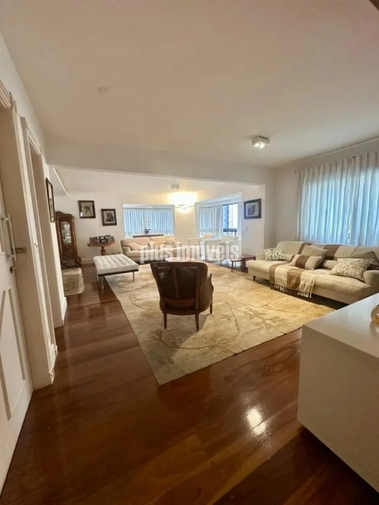 Apartamento, 3 quartos, 207 m² - Foto 1