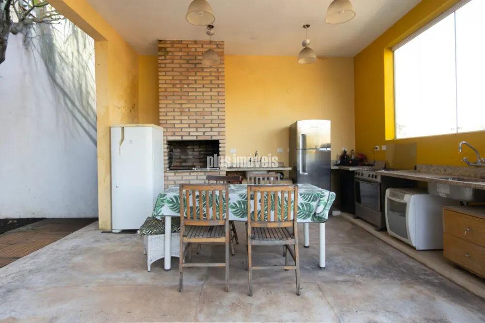 Casa, 4 quartos, 253 m² - Foto 2