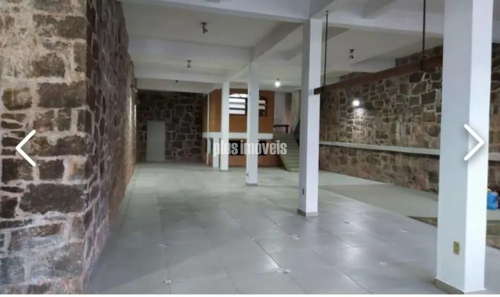 Casa à venda com 4 quartos, 390m² - Foto 2