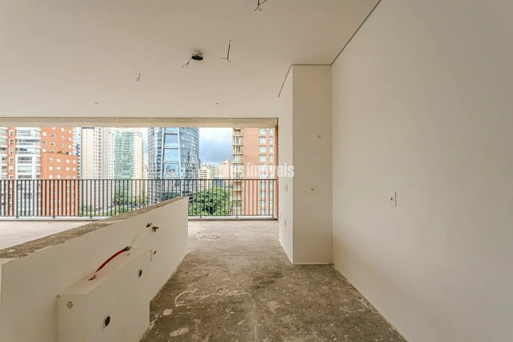 Apartamento, 3 quartos, 192 m² - Foto 1