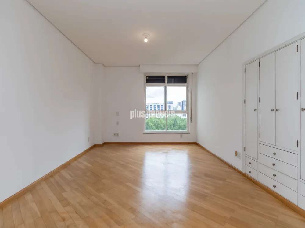 Apartamento, 3 quartos, 234 m² - Foto 3