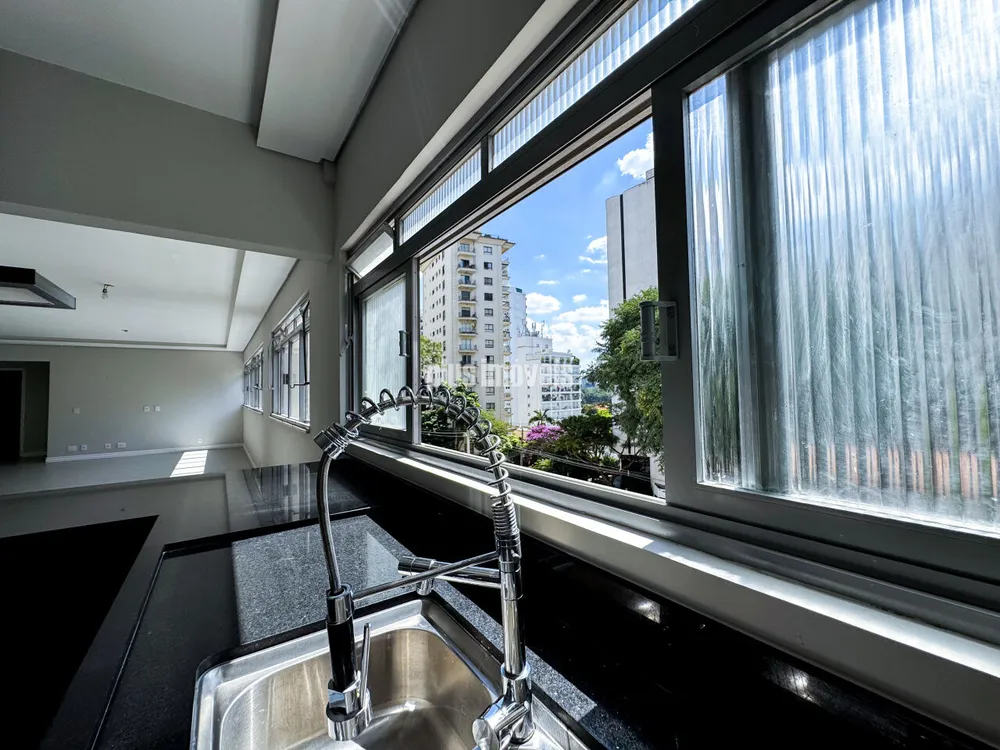 Apartamento, 3 quartos, 219 m² - Foto 1