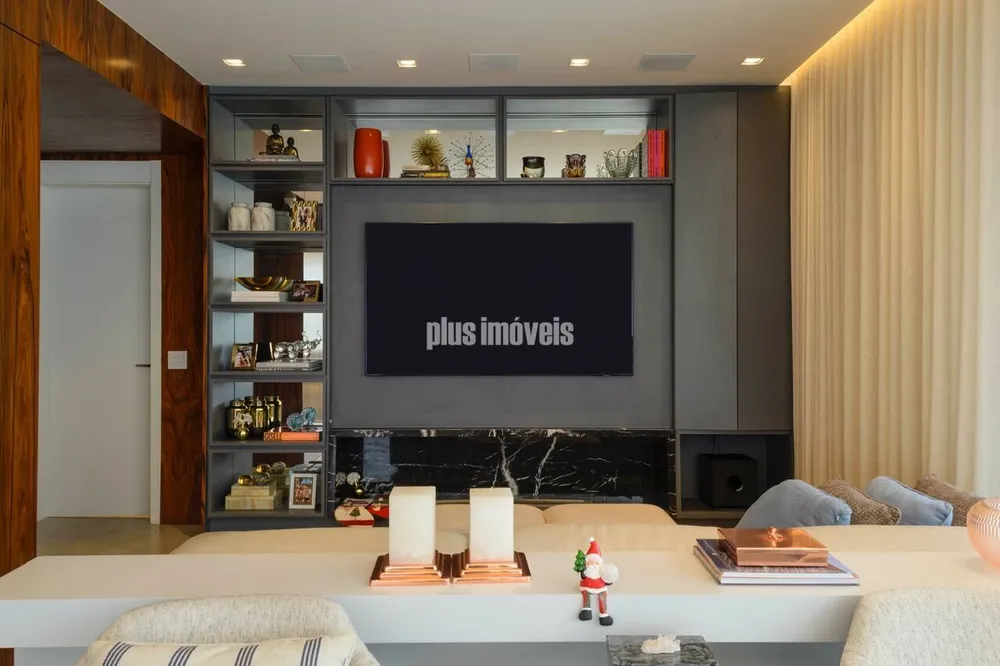 Apartamento, 3 quartos, 338 m² - Foto 1