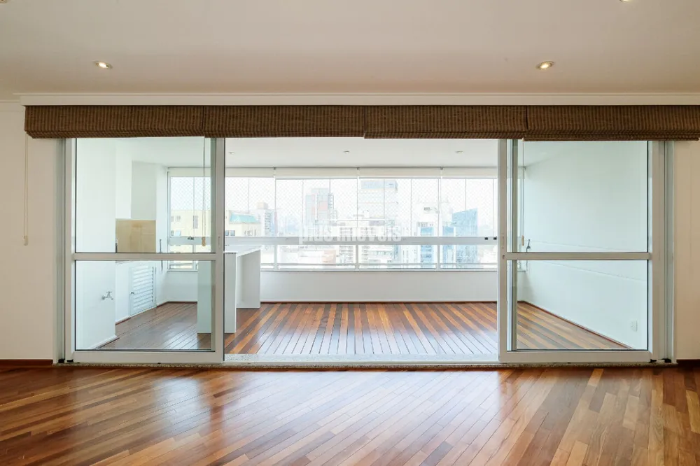 Apartamento, 3 quartos, 146 m² - Foto 2