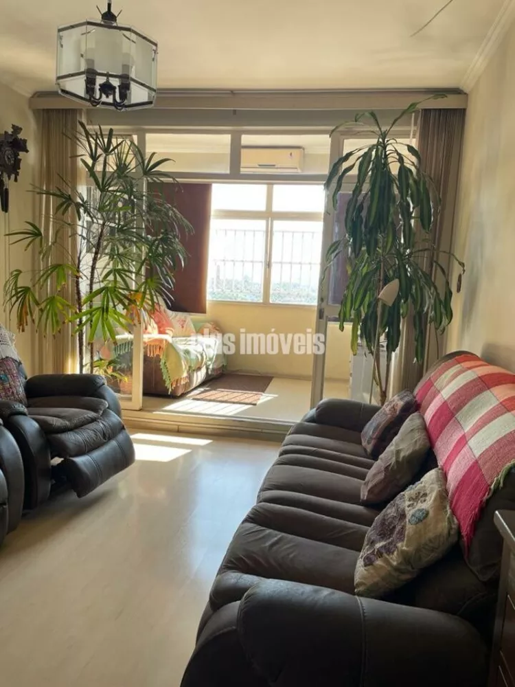 Apartamento à venda com 3 quartos, 120m² - Foto 1