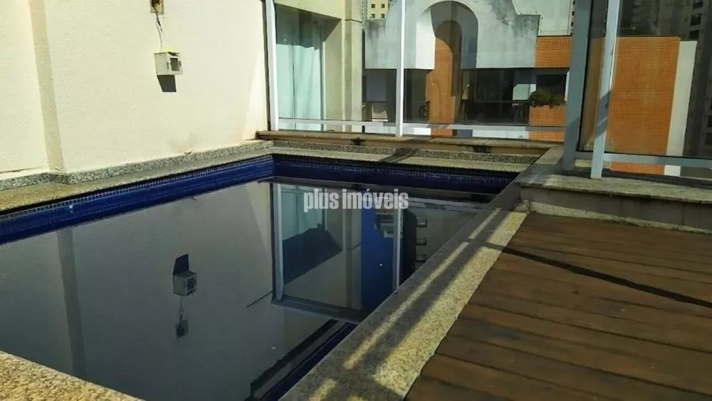 Apartamento à venda com 4 quartos, 325m² - Foto 2