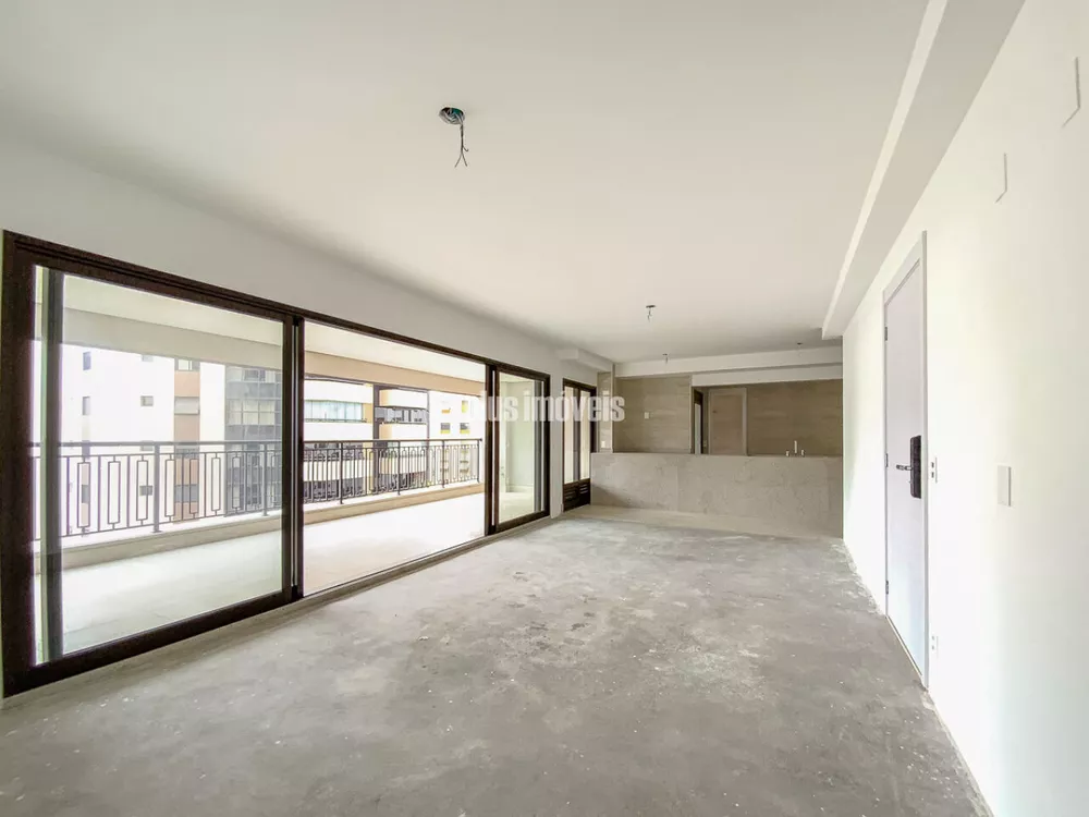 Apartamento à venda com 3 quartos, 173m² - Foto 3