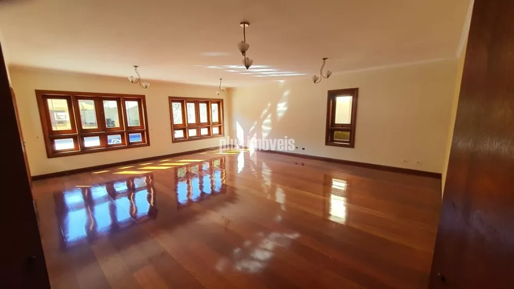 Casa à venda com 4 quartos, 500m² - Foto 3