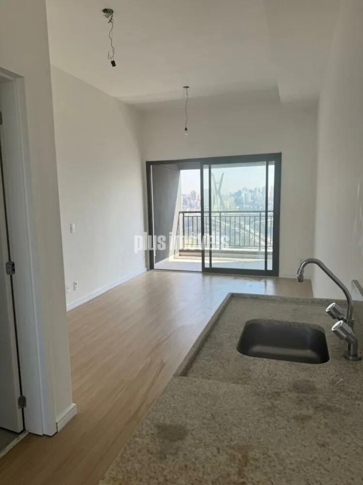 Apartamento, 1 quarto, 33 m² - Foto 2