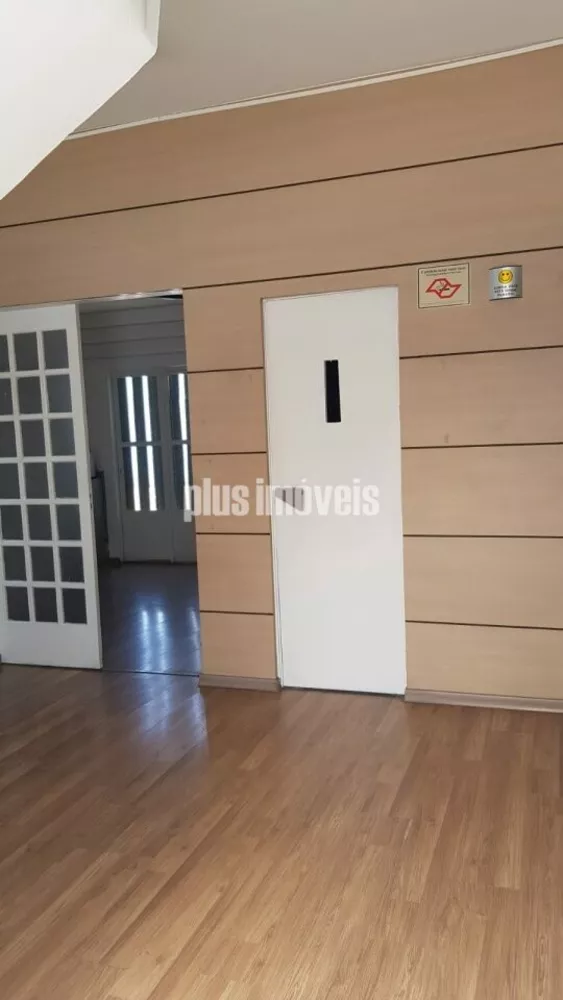 Casa à venda com 1 quarto, 615m² - Foto 1