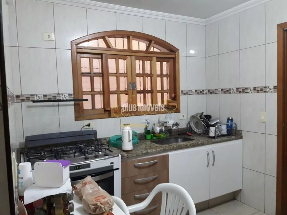 Casa de Vila à venda com 3 quartos, 142m² - Foto 5