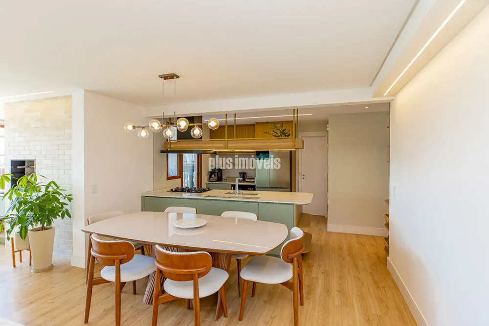 Apartamento, 3 quartos, 145 m² - Foto 1