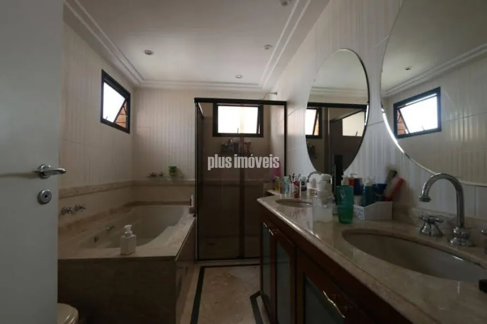 Apartamento, 4 quartos, 224 m² - Foto 2