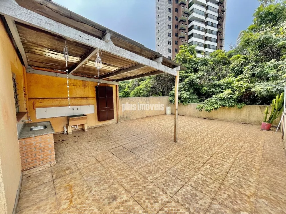 Casa Comercial à venda com 3 quartos, 332m² - Foto 2