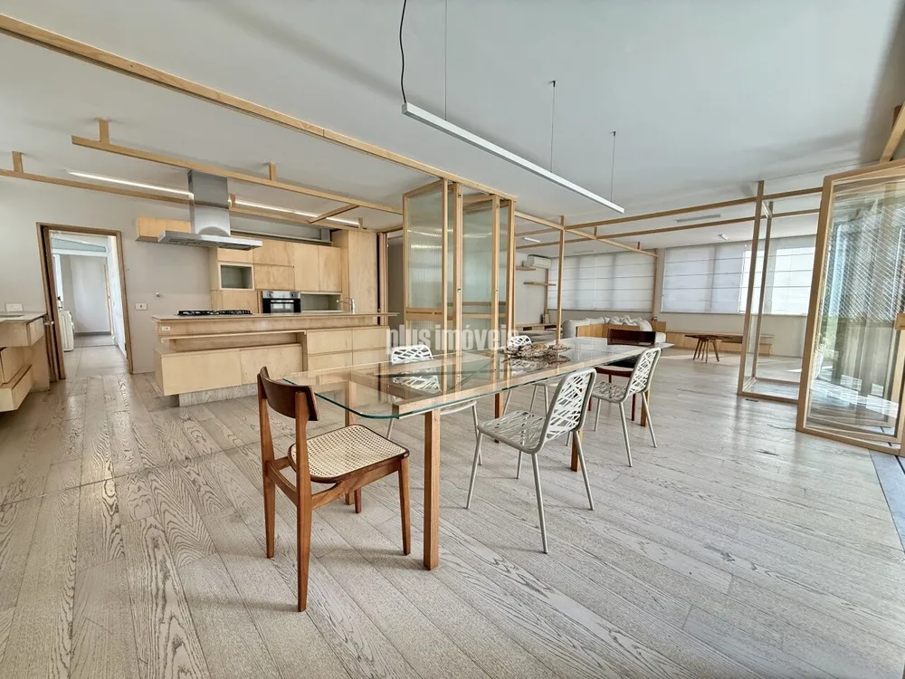 Apartamento, 3 quartos, 256 m² - Foto 1