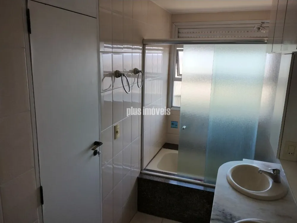 Apartamento, 4 quartos, 198 m² - Foto 2
