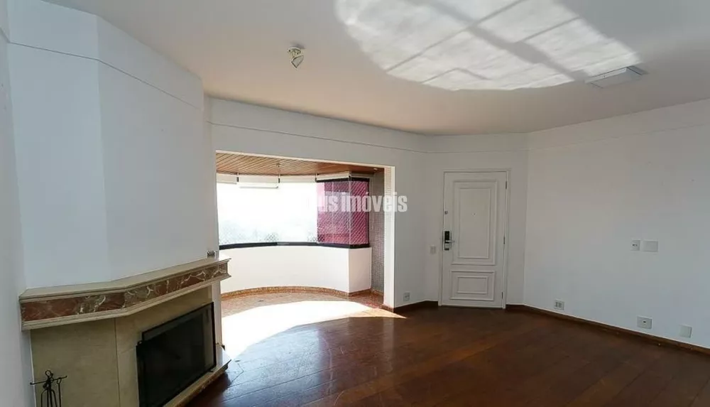 Apartamento à venda com 3 quartos, 129m² - Foto 1