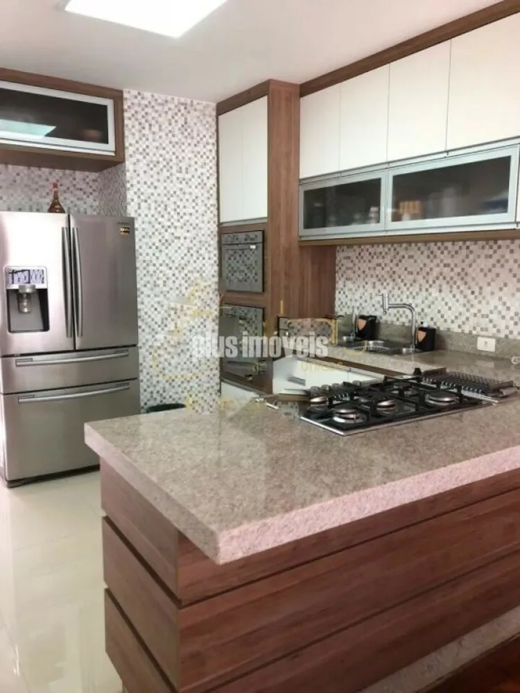 Casa, 3 quartos, 250 m² - Foto 2