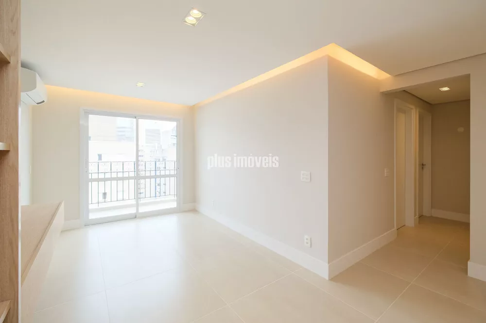 Apartamento à venda com 2 quartos, 77m² - Foto 1