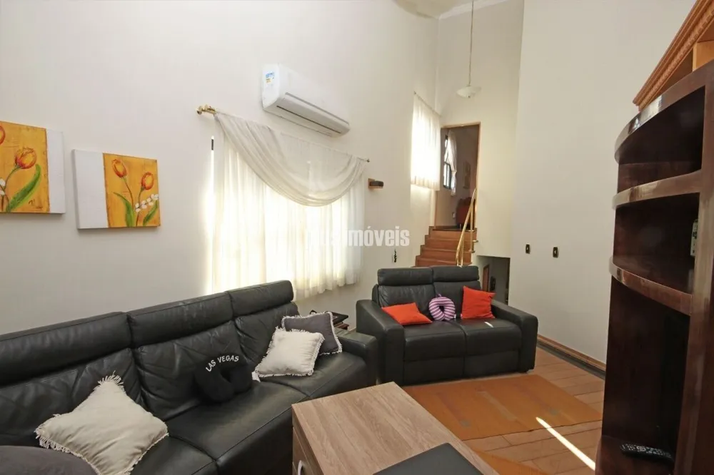 Casa, 5 quartos, 400 m² - Foto 1