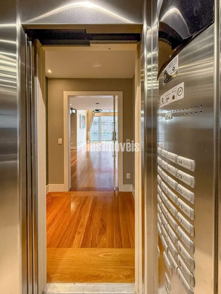 Apartamento, 3 quartos, 165 m² - Foto 1