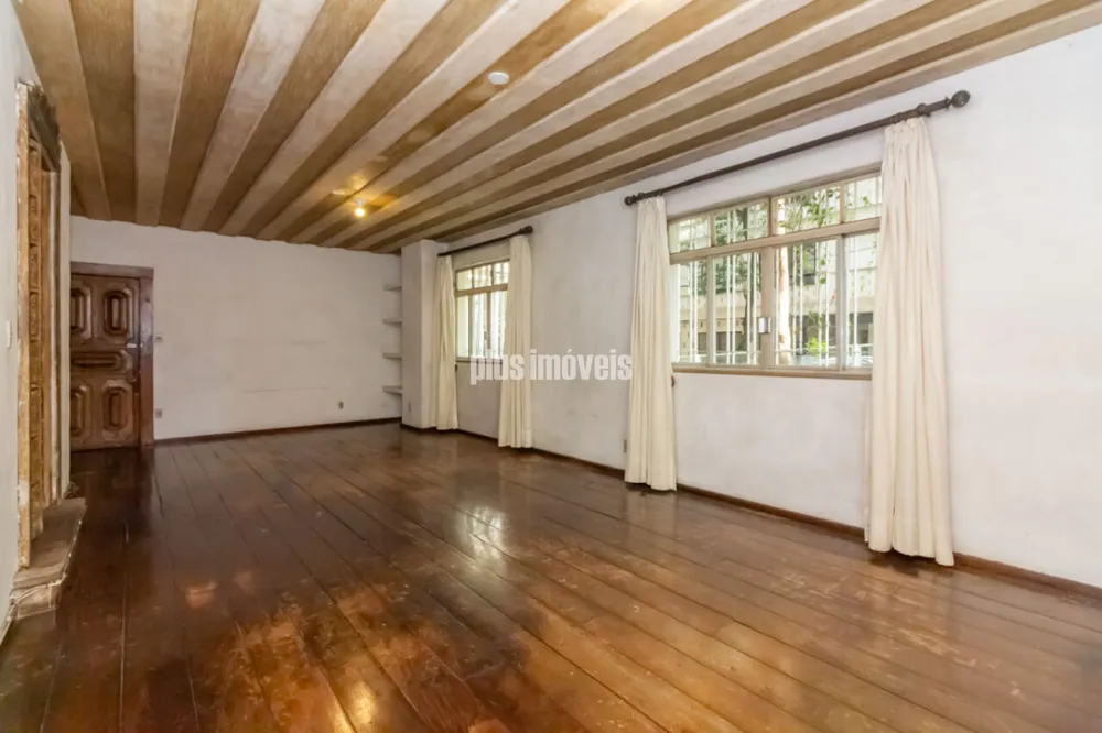 Apartamento, 3 quartos, 224 m² - Foto 1