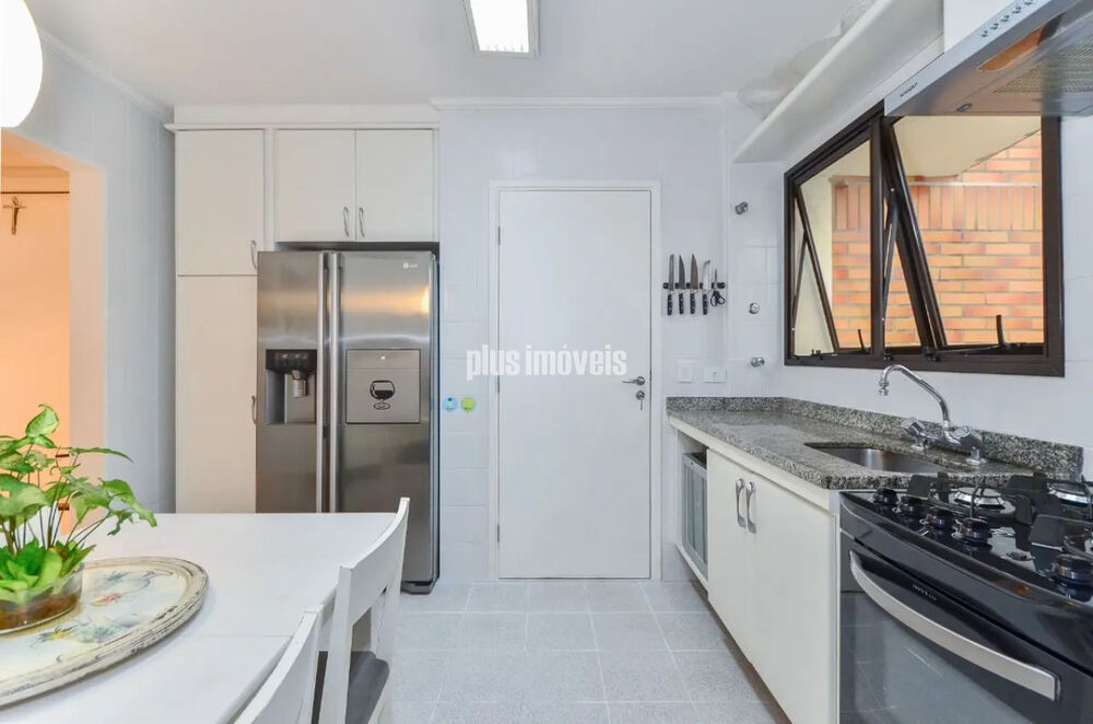 Apartamento, 3 quartos, 189 m² - Foto 1
