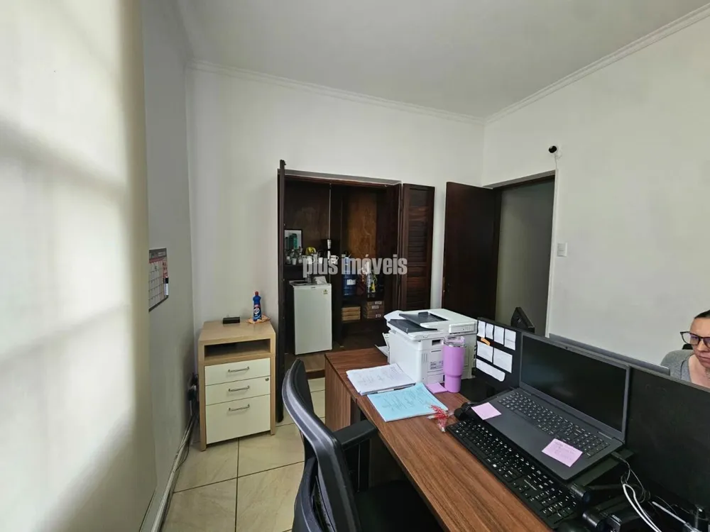 Casa, 4 quartos, 258 m² - Foto 2