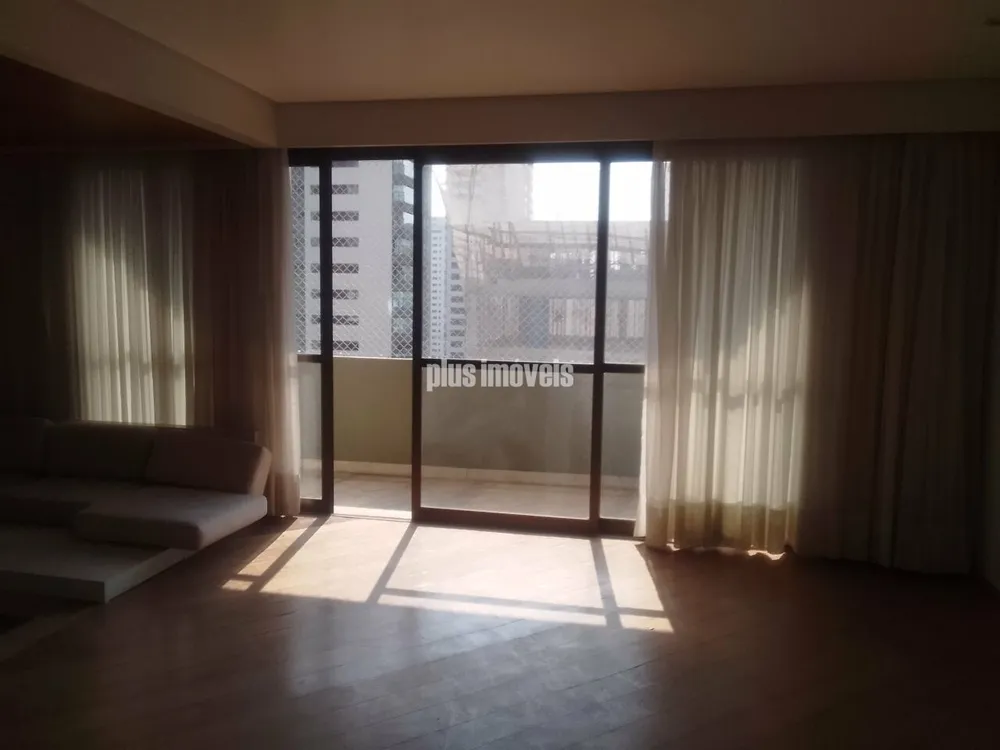 Apartamento, 3 quartos, 170 m² - Foto 2
