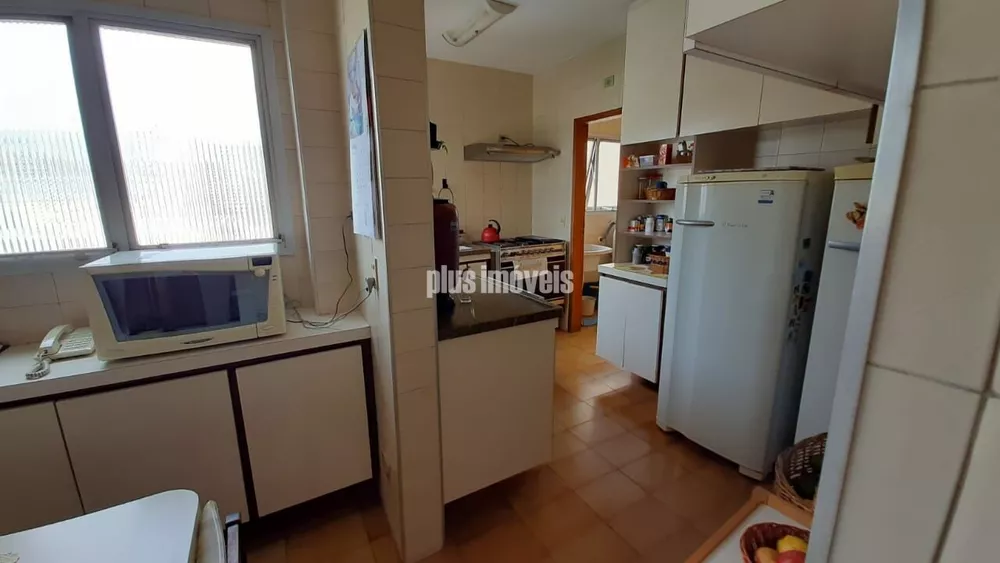 Apartamento à venda com 4 quartos, 146m² - Foto 6