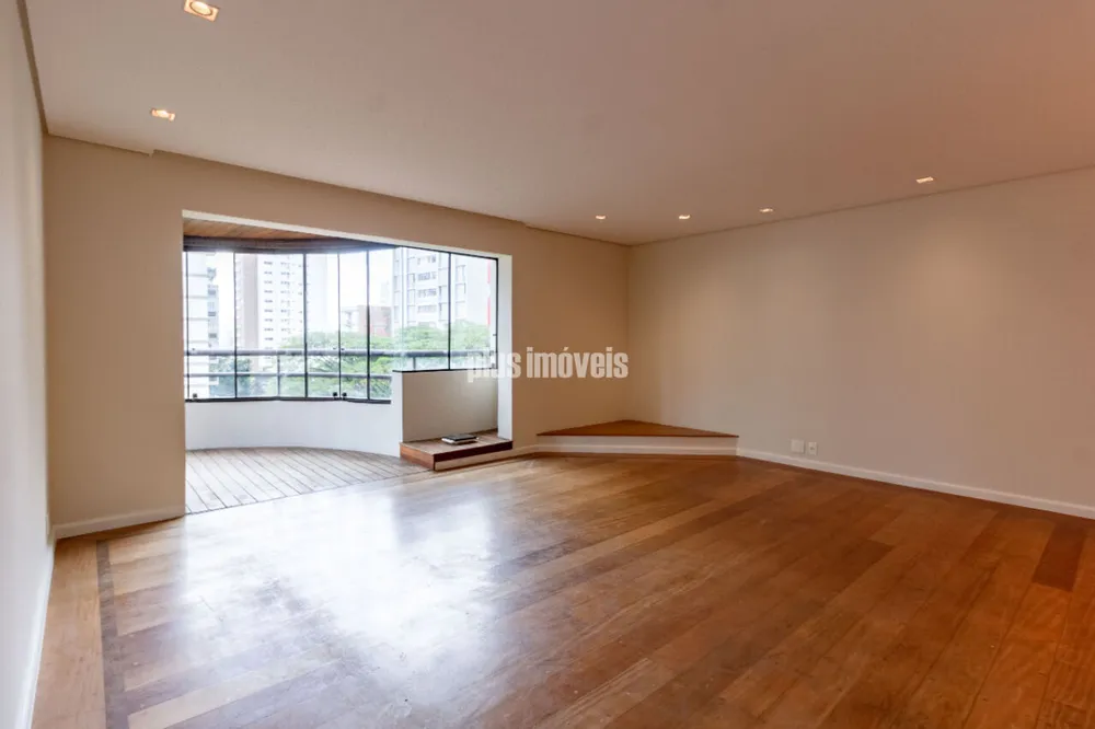 Apartamento, 3 quartos, 191 m² - Foto 1