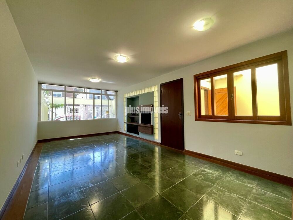 Casa de Vila à venda com 3 quartos, 182m² - Foto 4