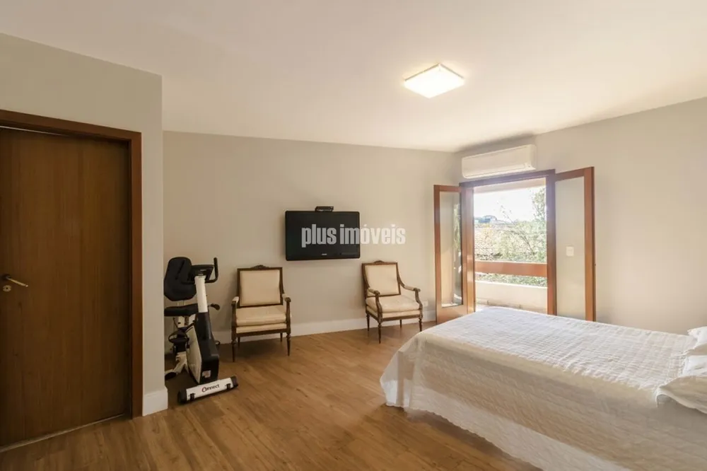 Casa, 4 quartos, 620 m² - Foto 1