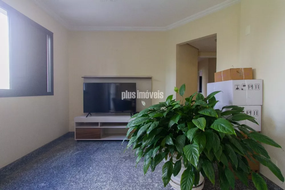 Apartamento à venda com 3 quartos, 121m² - Foto 9