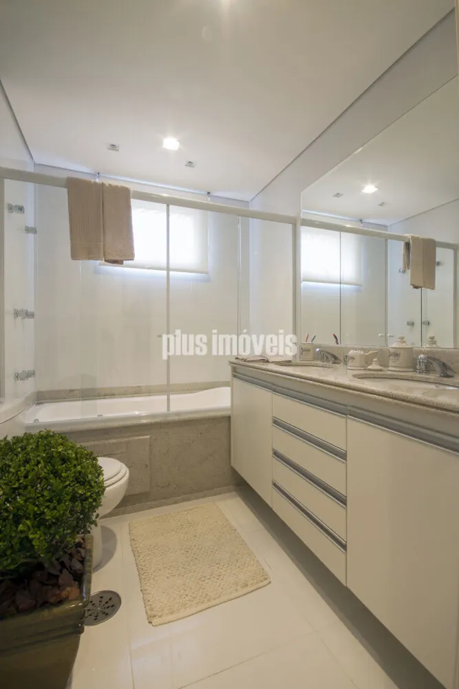 Apartamento, 4 quartos, 208 m² - Foto 4