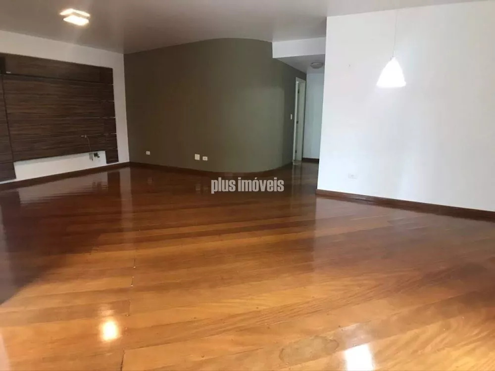 Apartamento à venda com 3 quartos, 130m² - Foto 3