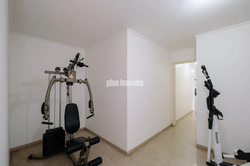Apartamento, 3 quartos, 215 m² - Foto 2