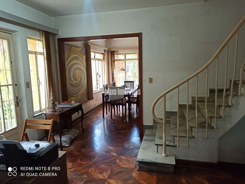 Casa, 4 quartos, 200 m² - Foto 1