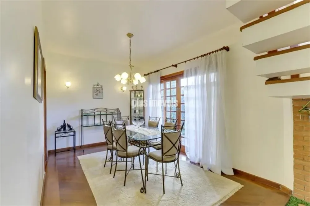 Casa, 4 quartos, 261 m² - Foto 2
