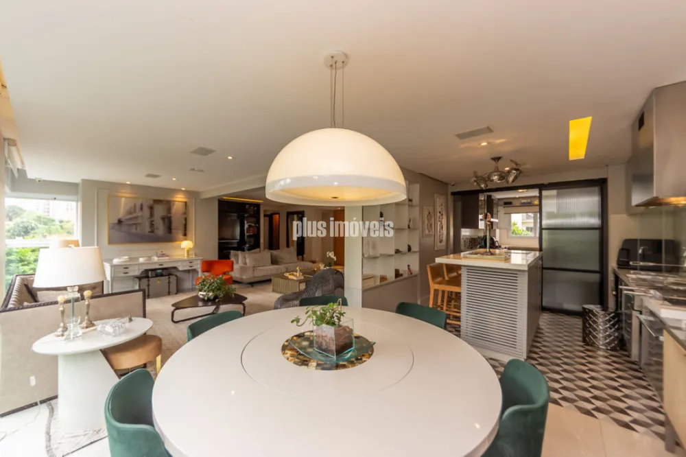 Apartamento, 3 quartos, 198 m² - Foto 1