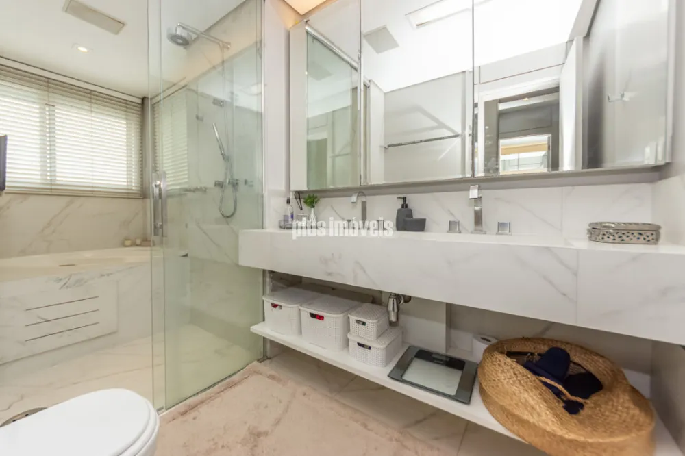 Apartamento, 3 quartos, 198 m² - Foto 2