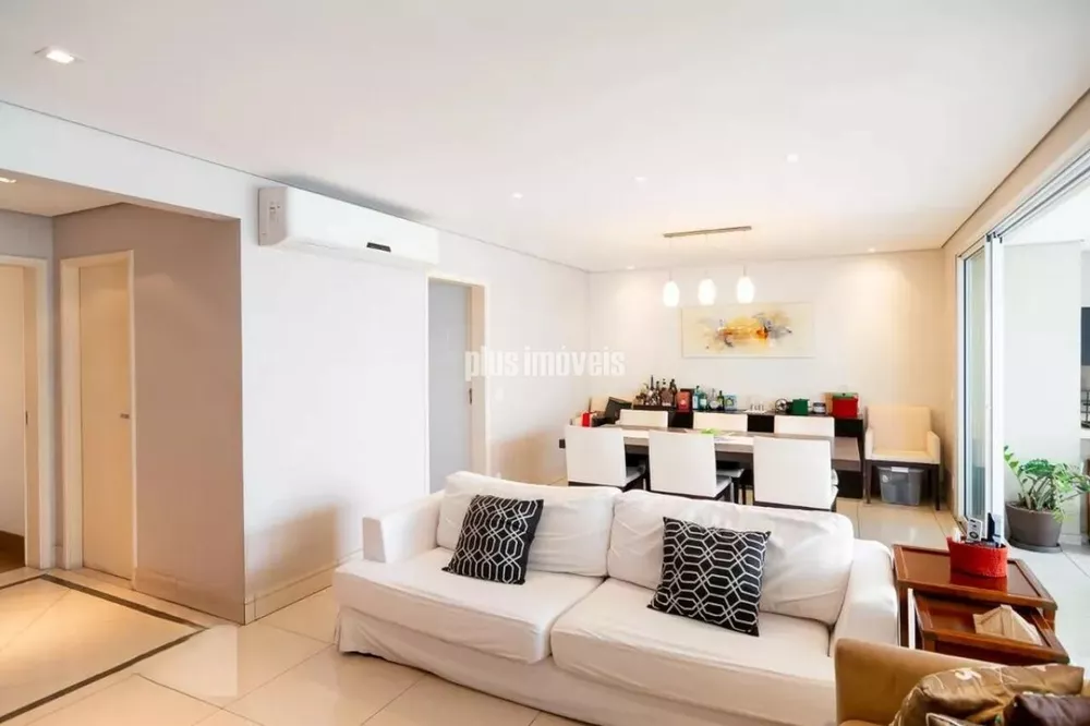 Apartamento à venda com 4 quartos, 223m² - Foto 2