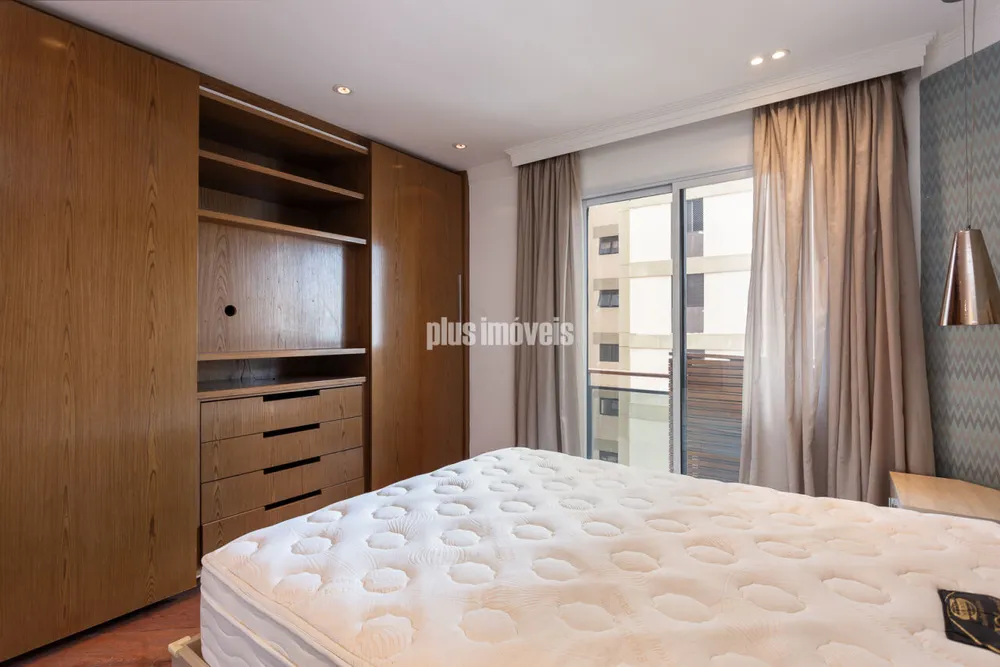 Apartamento, 3 quartos, 206 m² - Foto 1
